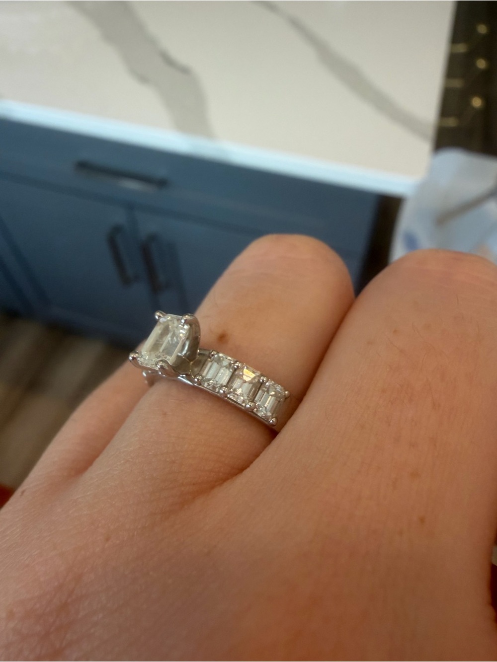 Women's platinum diamond ring - Clear - Picture 3 of 7
